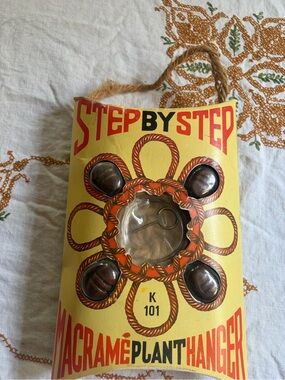 VINTAGE NOS Step By Step Macramé Plant Hanger Kit - 1975